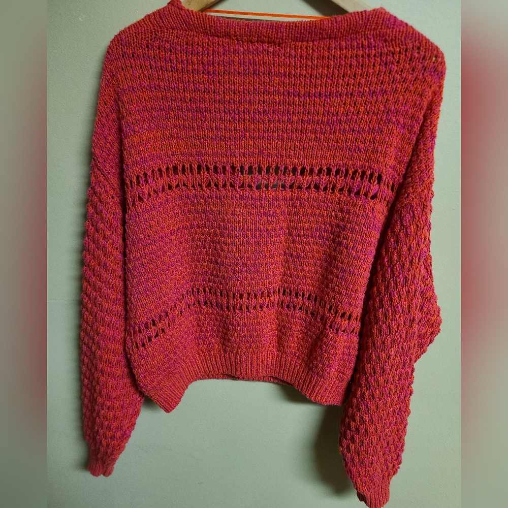 Free People Cocunut Dragon Fruit Oversized V-Neck Sweater Size Medium - Picture 6 of 6